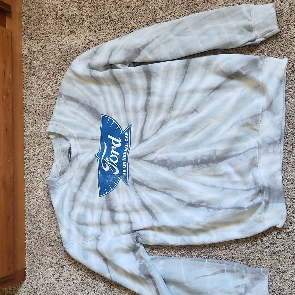 Ripple junction Ford sweatshirt